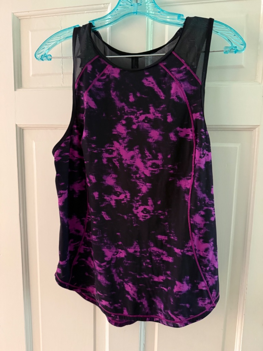 Lululemon Wms Tank Top Black purple pink size Med - Picture 5 of 10